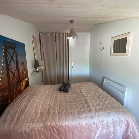 Chez Isabelle Et Johann Alloggio in famiglia